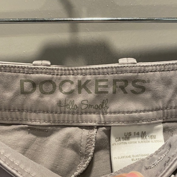 Dockers Hello Smooth Size 14M Light Gray Chinos 97% Cotton - Picture 2 of 7